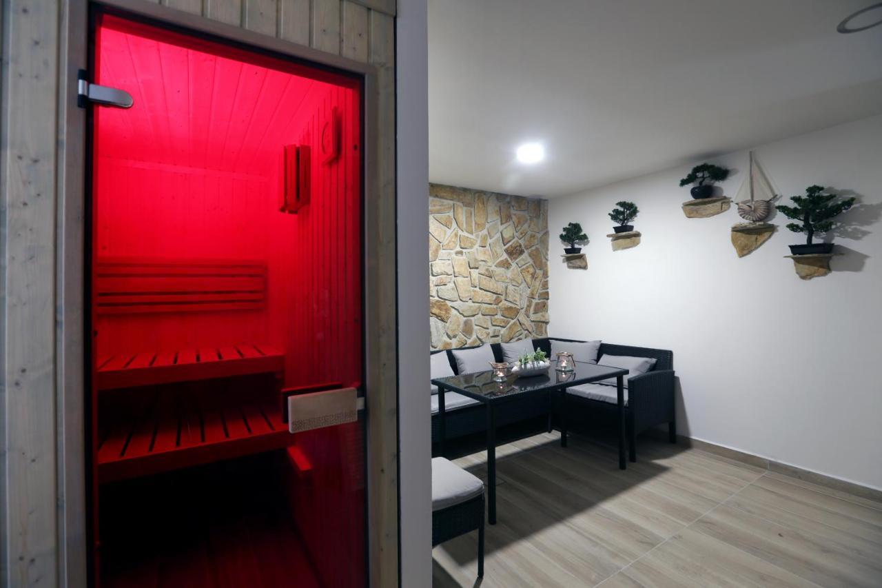 Wellness Penzion Kristyna - Acko Hradek nad Nisou Exterior photo
