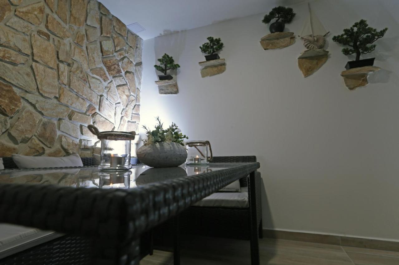 Wellness Penzion Kristyna - Acko Hradek nad Nisou Exterior photo